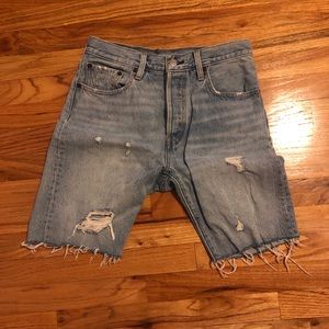 Levi’s 501 Slouch Denim Bermuda Short - 27